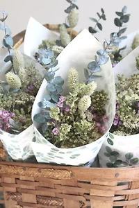 Roxanne’s Dried Flowers Field Notes Bouquet