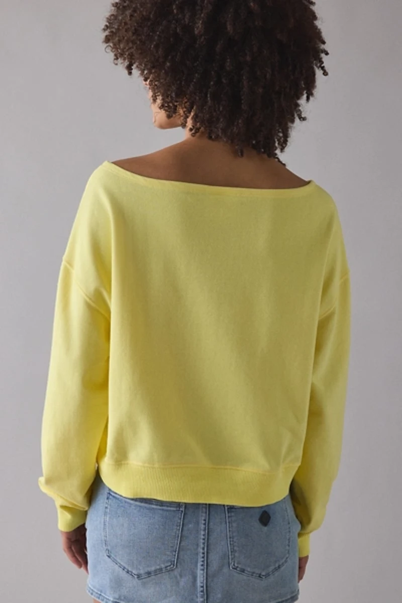 Lizzie McGuire Graphic Off-The-Shoulder Pullover