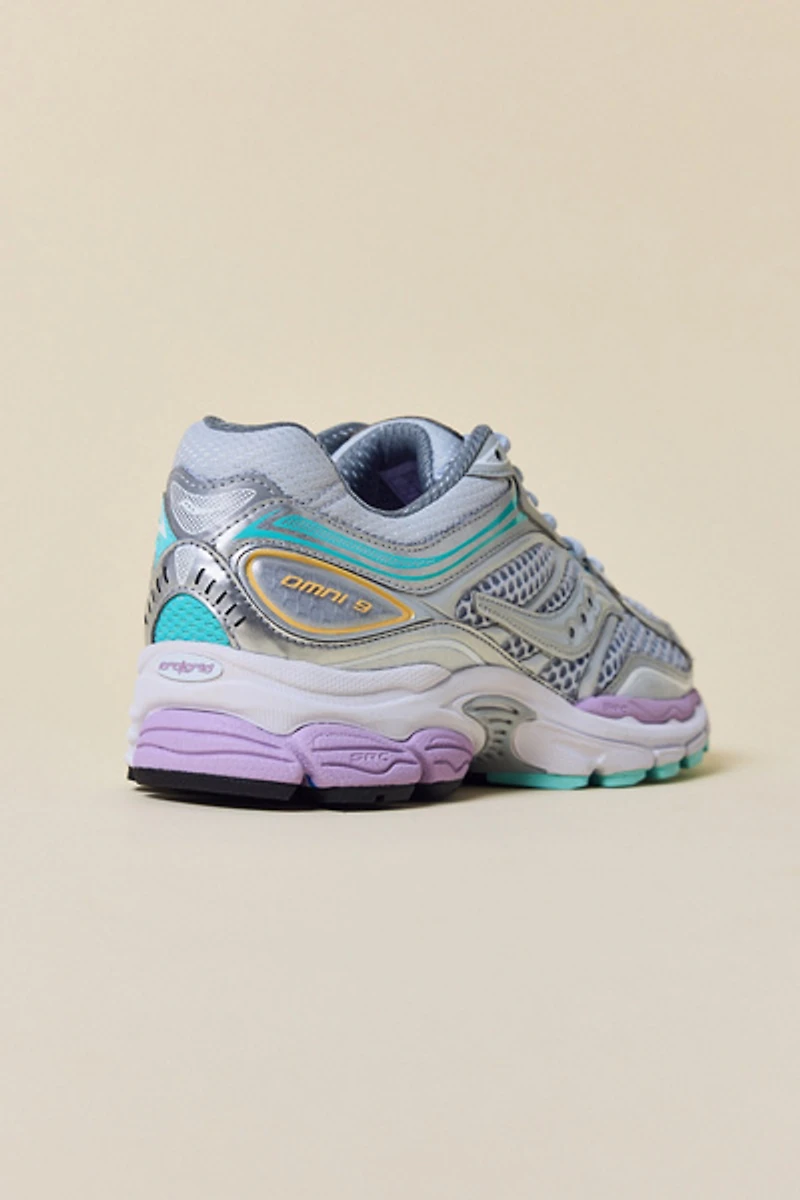 Saucony ProGrid Omni 9 Sneaker