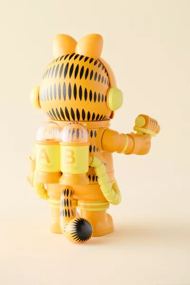 POP MART Mega Space Molly 400% Garfield Figure