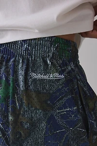 Mitchell & Ness Quiet Blaze MLB New York Yankees Logo Camo Shorts