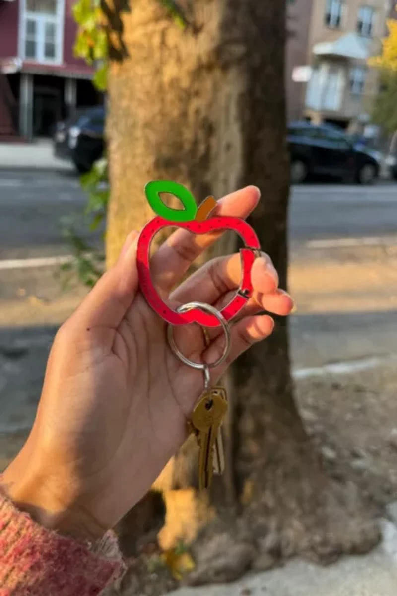Strawberry Western Apple Carabiner