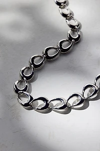Geo Oval Chain Necklace