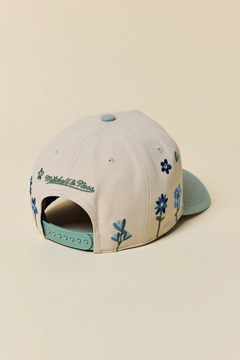 Mitchell & Ness MLB New York Yankees In Bloom Snapback Hat