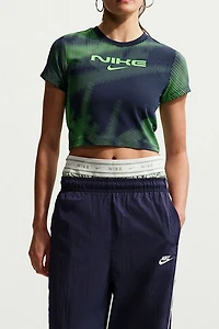 Nike Sportswear Chill Knit Graphic Crop Tee