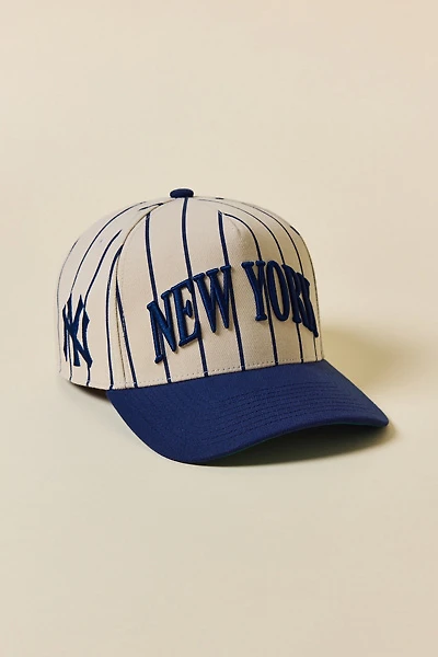Mitchell & Ness MLB New York Yankees Pinstripe Hat