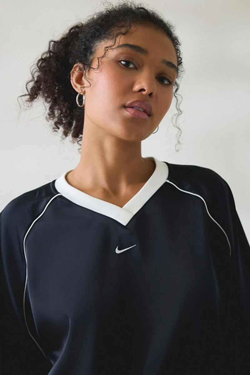 Nike Sportswear Oversized Satin Jersey Top