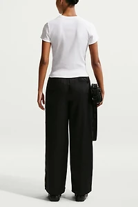 Nike Sportswear Just Do It Graphic Slim Mod-Cropped Tee