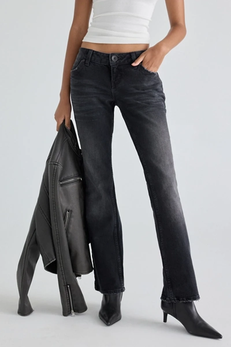 BDG Keira Low-Rise Slim Jeans