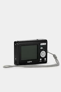 Sanyo VPC-S650 Digital Point and Shoot Camera