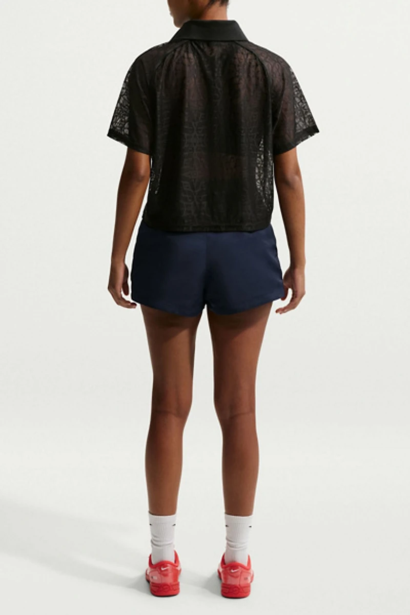 Nike Sportswear High-Waisted 2" Shorts