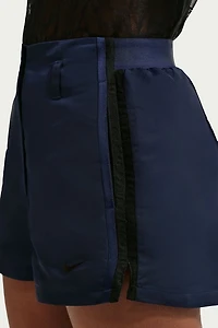 Nike Sportswear High-Waisted 2" Shorts