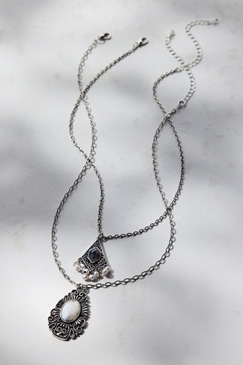 Protector Filigree Pendant Layering Necklace Set