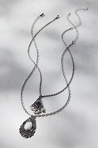 Protector Filigree Pendant Layering Necklace Set