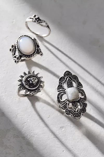 Protector Boho Ring Set