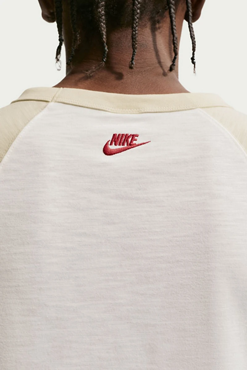Nike Club Logo Graphic 3/4-Sleeve Raglan Tee