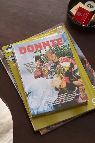 Donnie Magazine