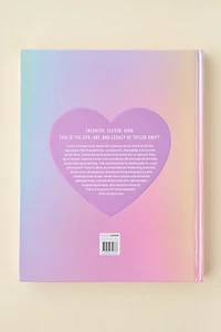 Taylor Swift Chronicles By Lindsey Smith