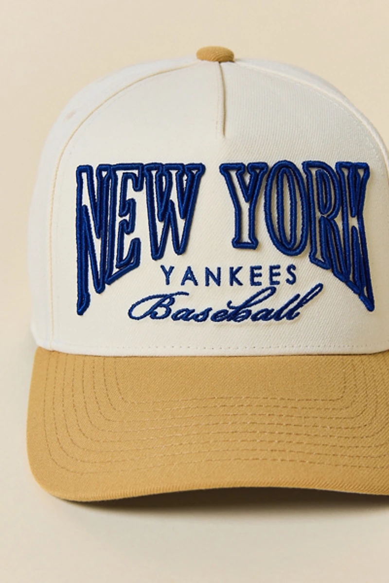 Mitchell & Ness MLB New York Yankees Pro Pinch Snapback Hat