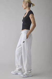 Nike Sportswear Club Fleece Mid-Rise Oversized Sweatpant
