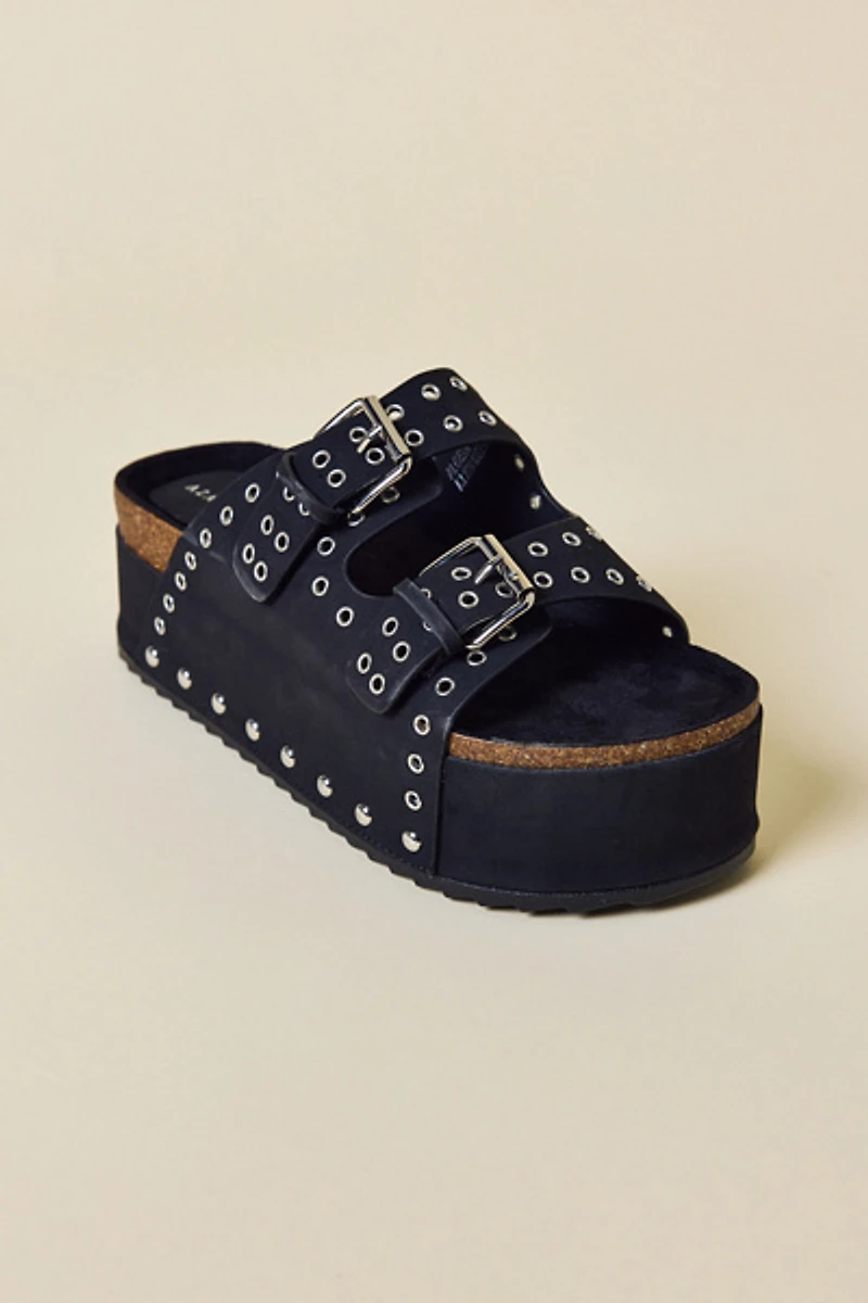 Azalea Wang Algedi Grommet Flatform Sandal