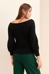 Dress Forum Off The Shoulder Sweater