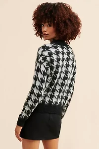 Molly Bracken Houndstooth Pullover