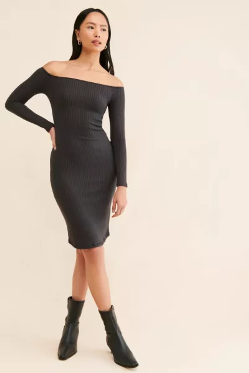 Silence + Noise Cookie Cozy Off-The-Shoulder Midi Dress