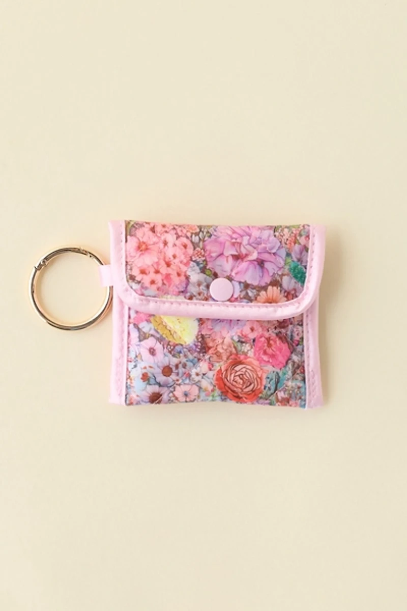 UO Puffy Quilted Earbud Case