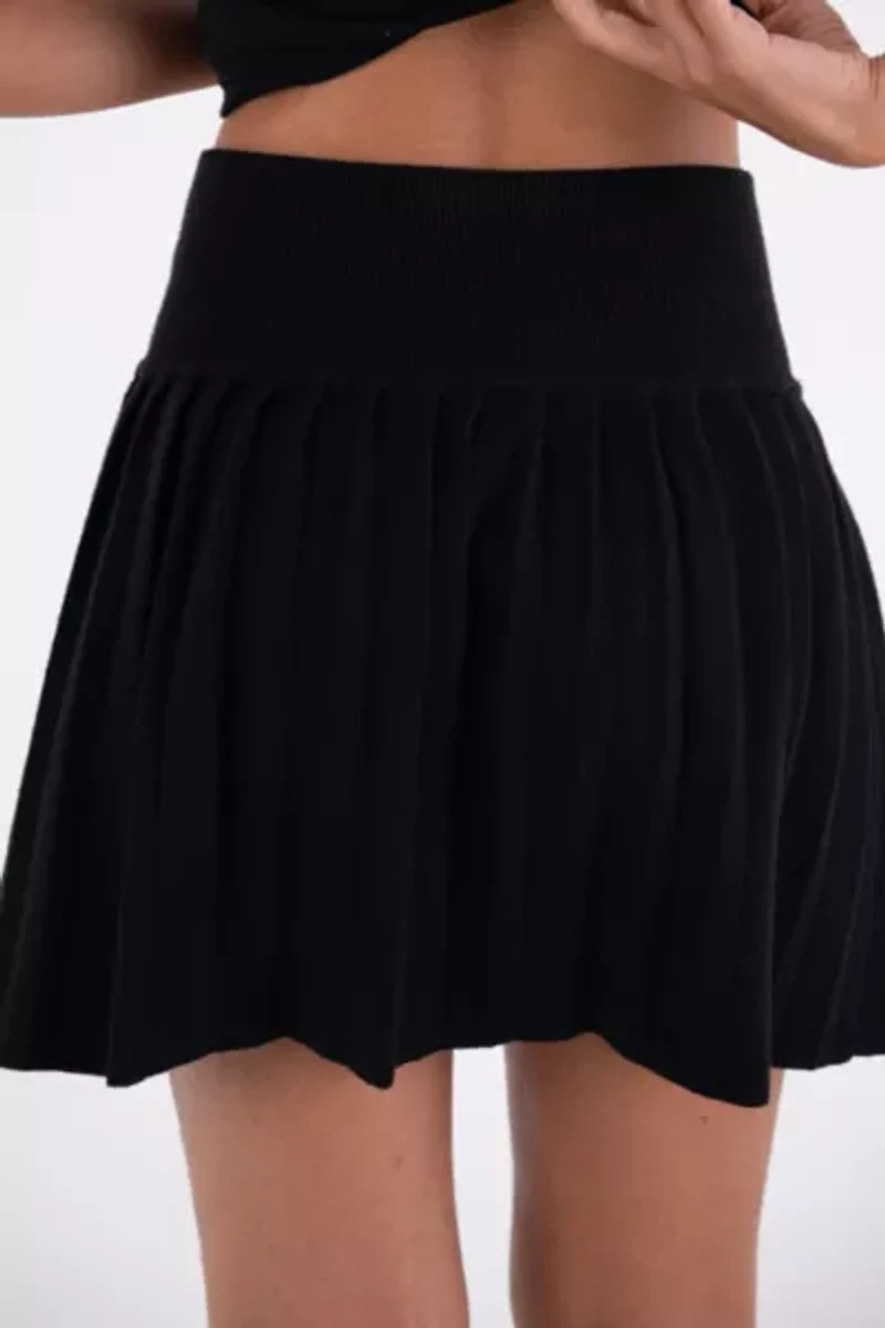 Amy Lynn Clemmie Pleated Flare Mini Skirt