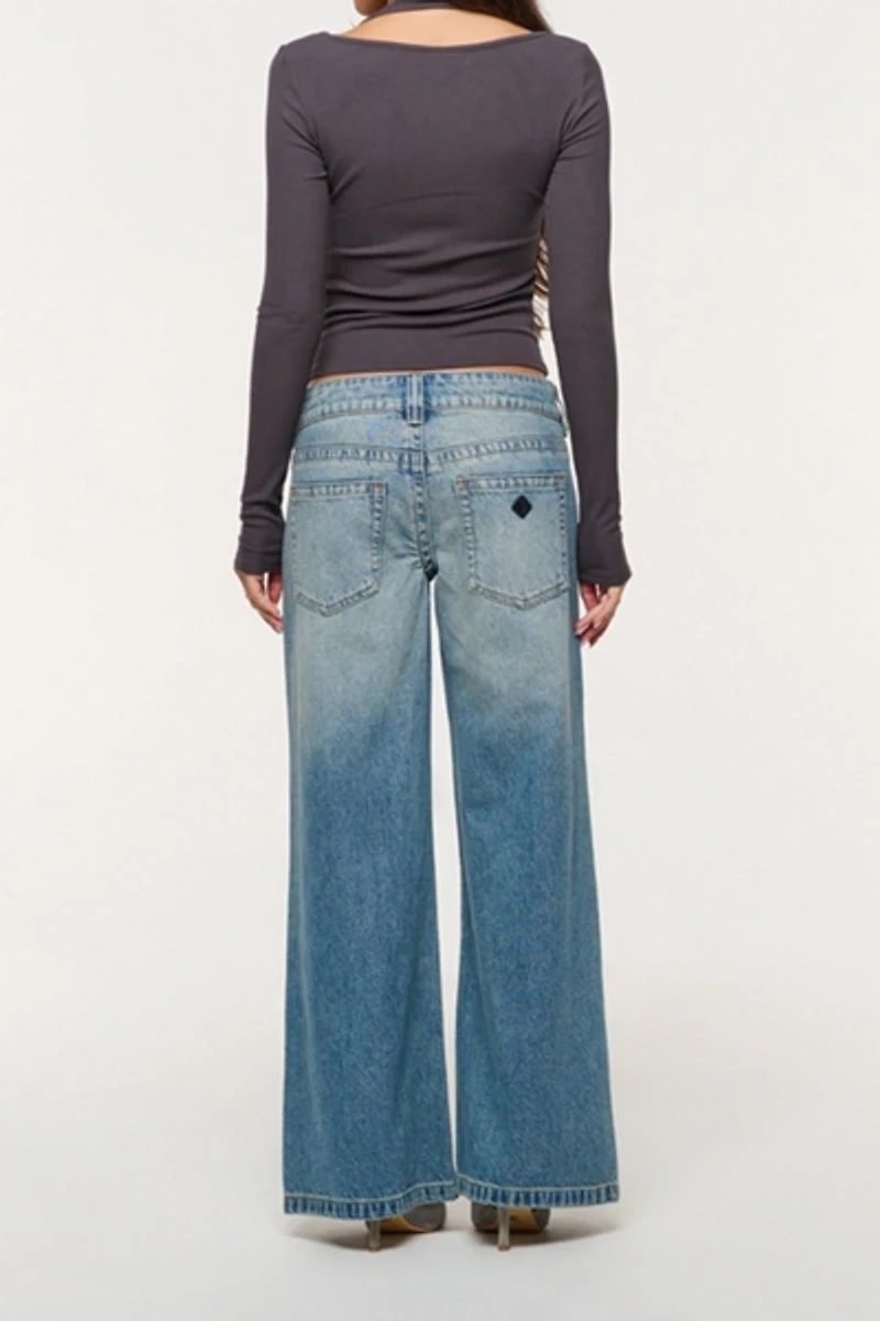 Abrand 00 Super Low & Wide Petite