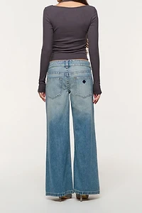Abrand 00 Super Low & Wide Petite