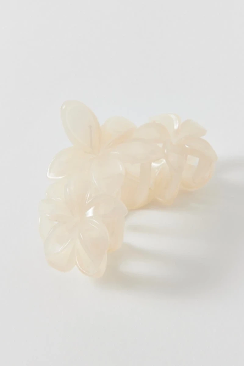 Triple Aria Flower Claw Clip