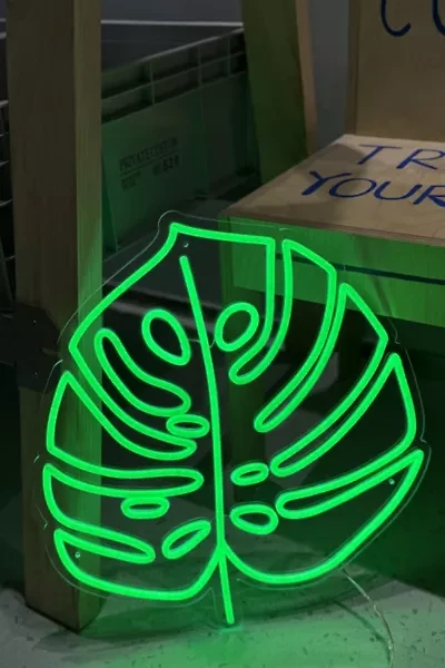 Echo Neon Monstera Leaf Neon Sign