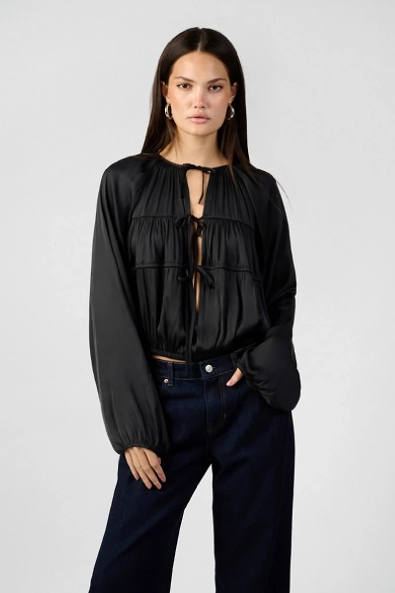 WeWoreWhat Cocoon Sleeve Front Tie Top