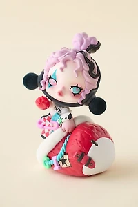 POP MART SKULLPANDA The Stocking Surprise Figure