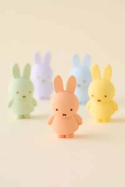 Smoko Miffy Goes Pastel Blind Box Figure