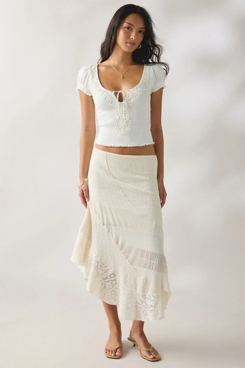 Kimchi Blue Ophelia Crochet Trim Puff Sleeve Tee