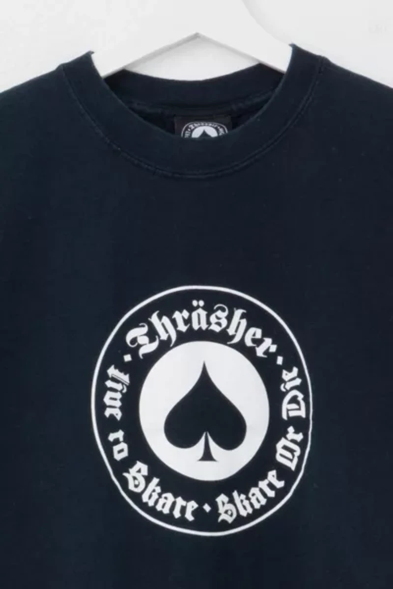 Vintage Y2K Distressed Thrasher Magazine Spade Graphic T-Shirt