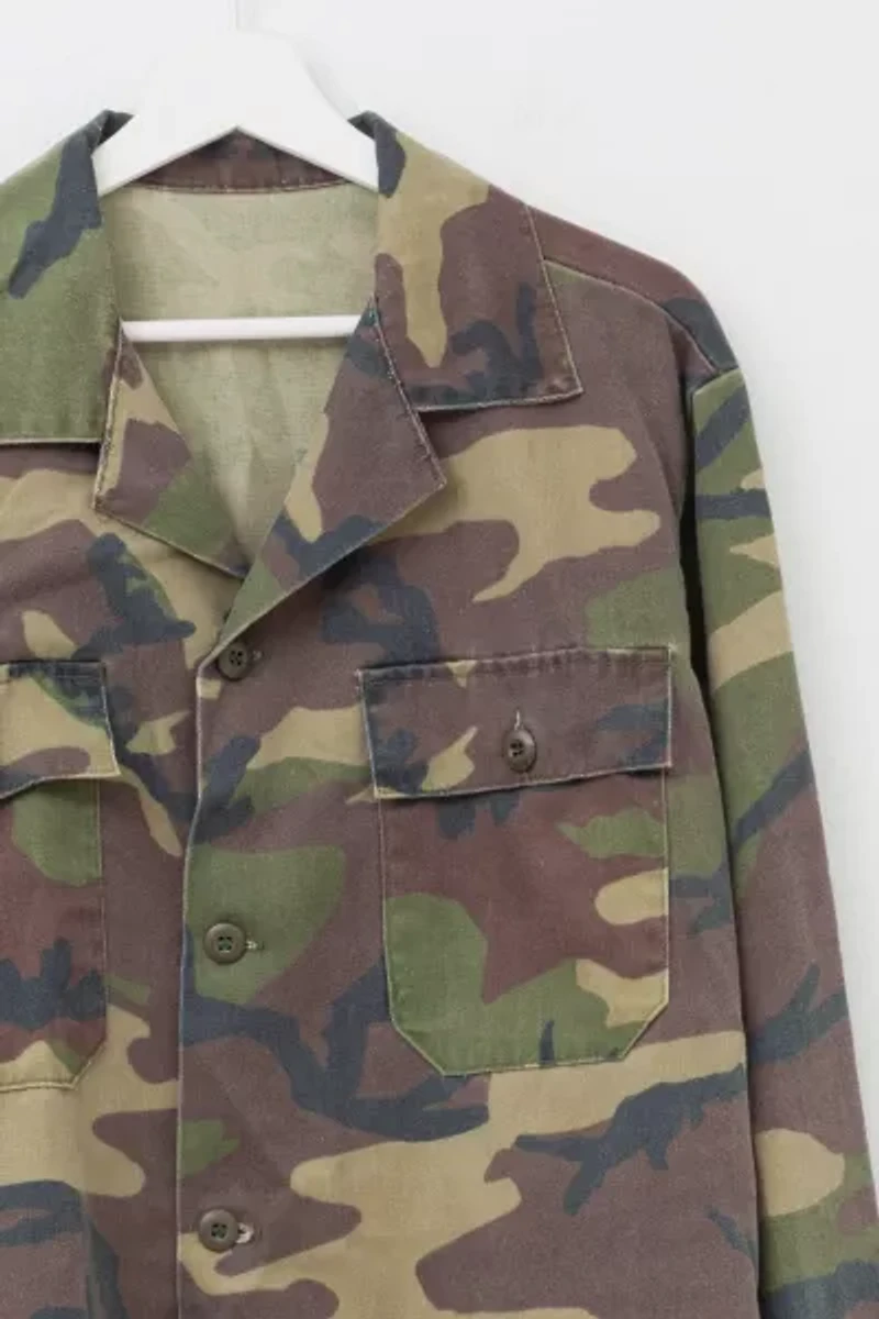 Vintage 1980s Distressed Camo Chore Jacket