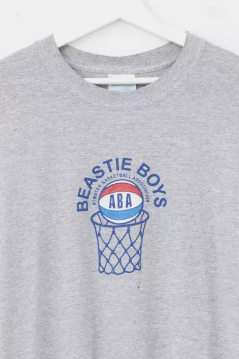 Vintage 1990s Beastie Boys ABA Basketball Graphic T-Shirt