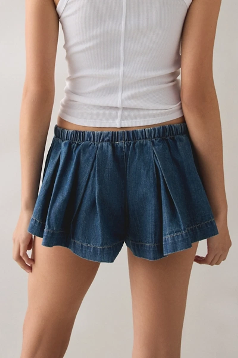 Kimchi Blue Talia Trapeze Pleated Shorts