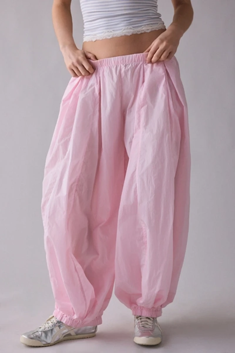 BDG Cloud Low-Rise Baggy Balloon Pants
