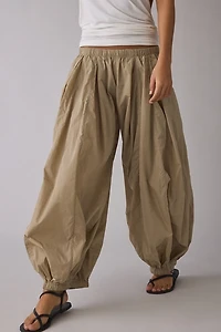 BDG Cloud Low-Rise Baggy Balloon Pants