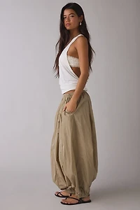 BDG Cloud Low-Rise Baggy Balloon Pants