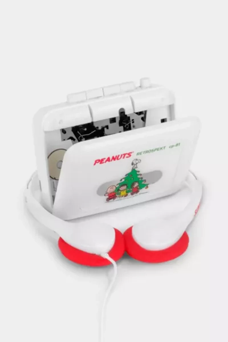 Peanuts "A Charlie Brown Christmas" CP-81 Portable Cassette Player + Cassette Set