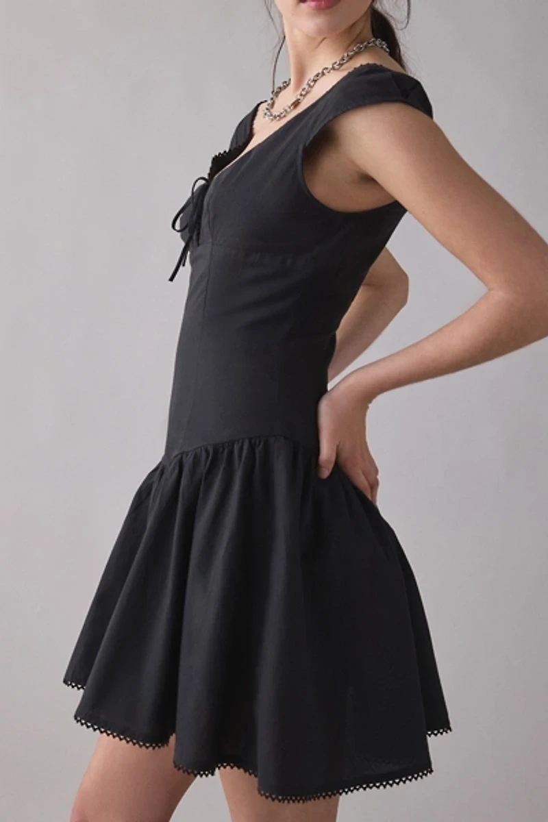 Kimchi Blue Right On Time Drop Waist Fit-And-Flare Mini Dress