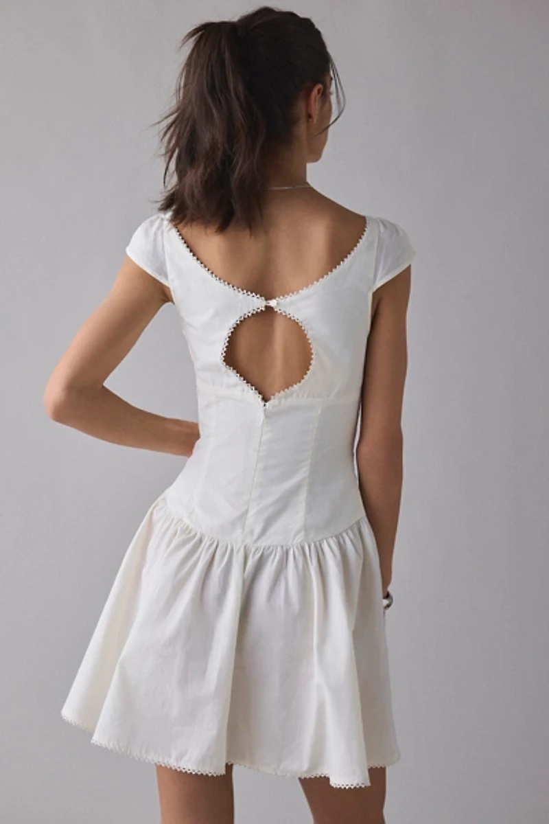 Kimchi Blue Right On Time Drop Waist Fit-And-Flare Mini Dress