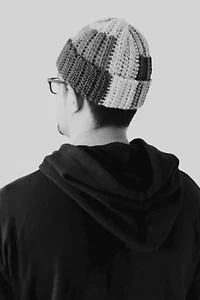 MARVES new york Upcycled Scrap Yarn Crochet Short Roll Beanie