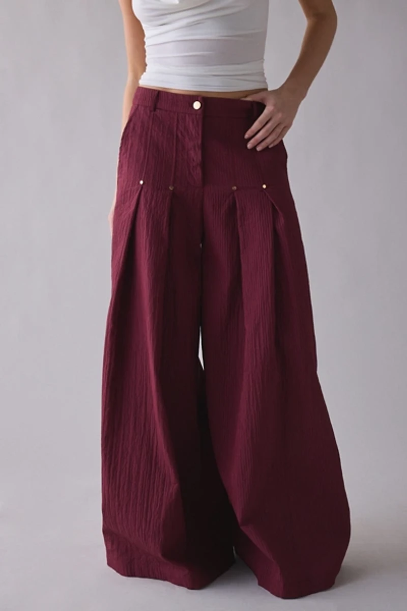 Ghospell Kiraz Pleated Wide Leg Trouser